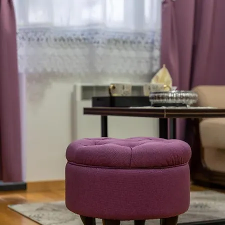 Avala 26, Kompleks Titova