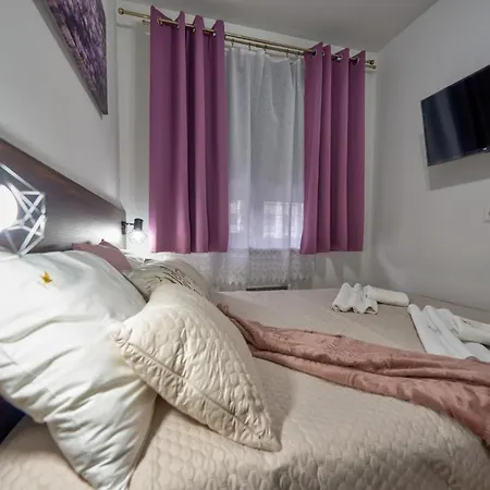 Avala 26, Kompleks Titova *