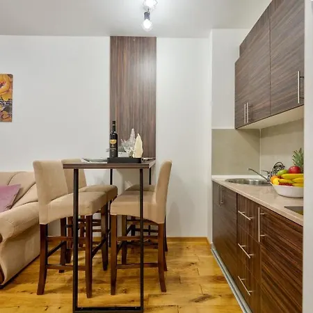 Avala 26, Kompleks Titova Апартаменты *