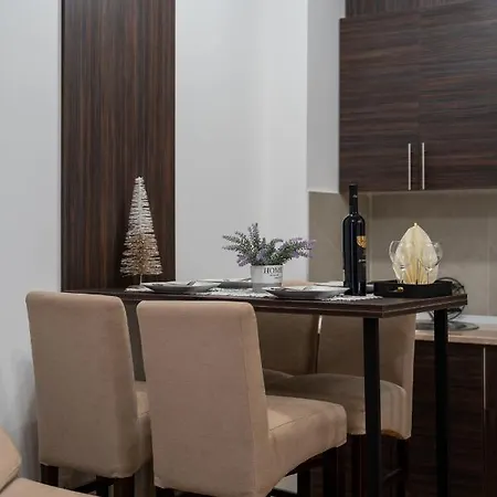 Avala 26, Kompleks Titova Златибор