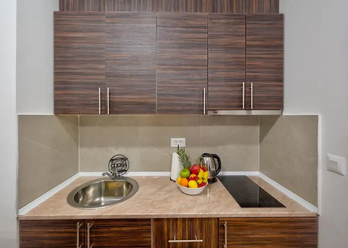 Apartman Avala 26, Kompleks Titova