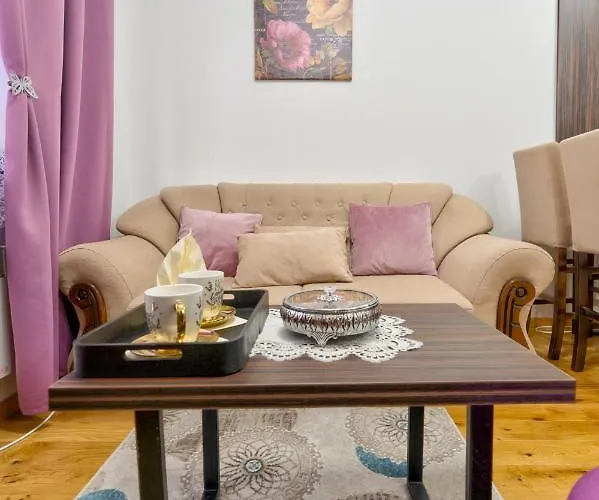 Avala 26, Kompleks Titova Apartman Zlatibor