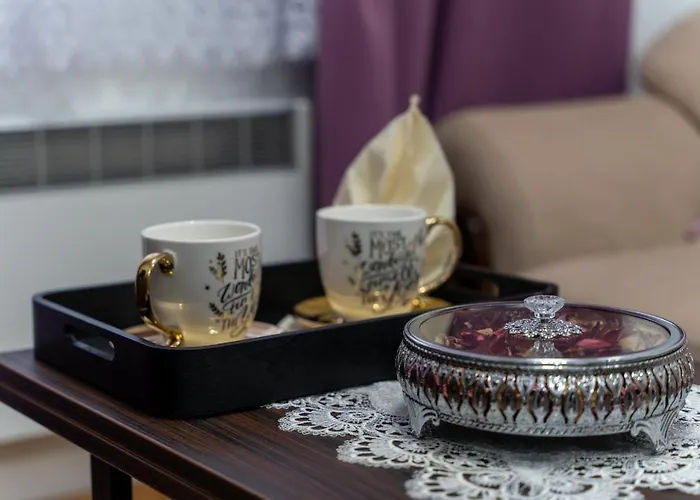 Avala 26, Kompleks Titova 아파트 즐라티보