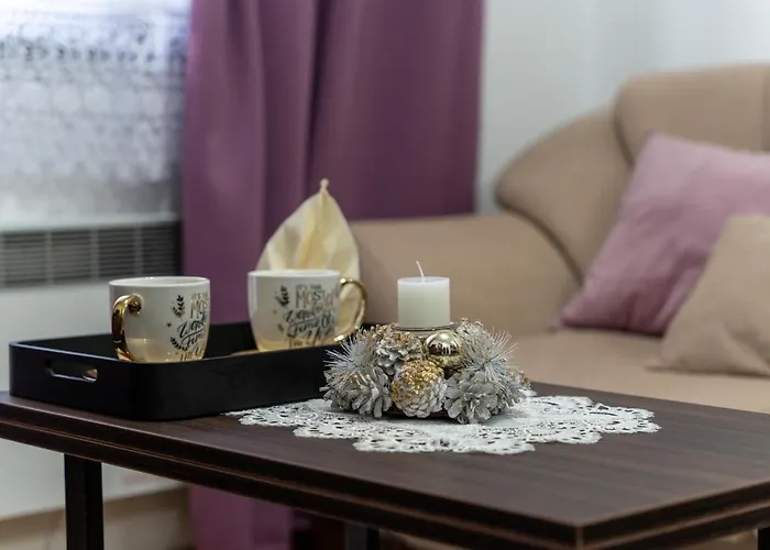 Avala 26, Kompleks Titova Apartman *