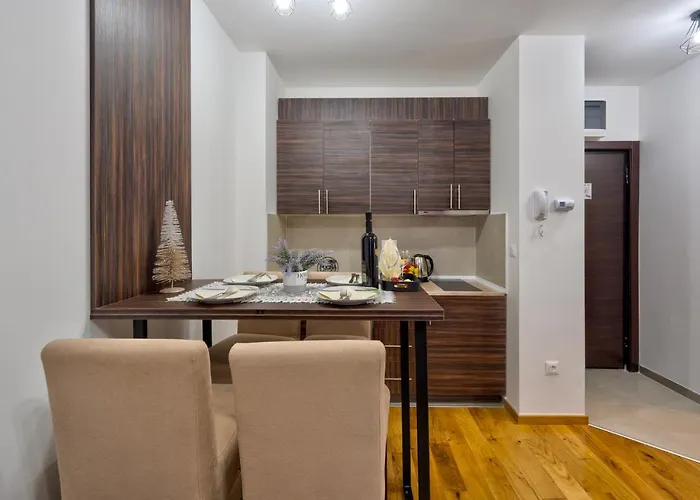 Avala 26, Kompleks Titova Zlatibor