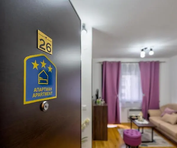 Apartman Avala 26, Kompleks Titova