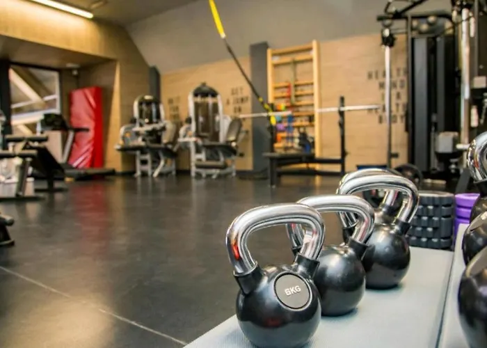 Avala 26, Kompleks Titova * זלאטיבור